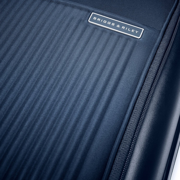 Essential 22" Front Pocket Carry-On Expandable Spinner