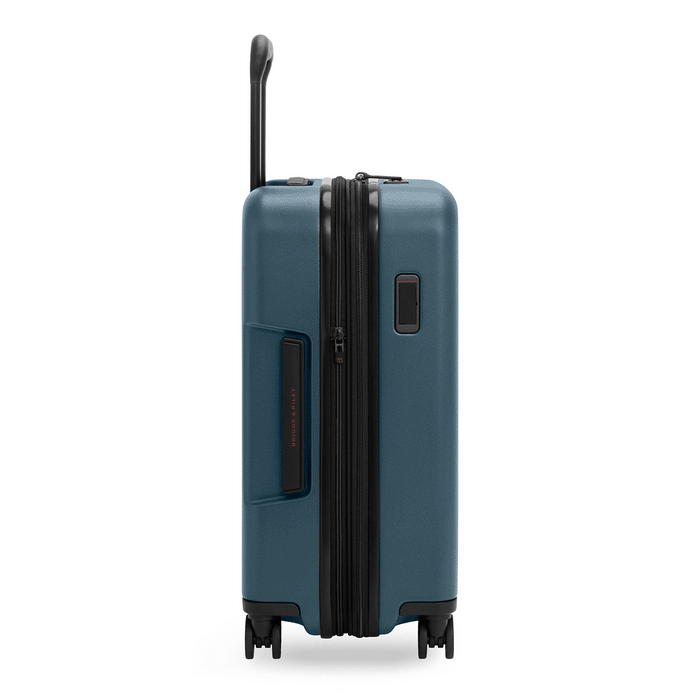 Global 21“ Hardside Carry-On Expandable Spinner