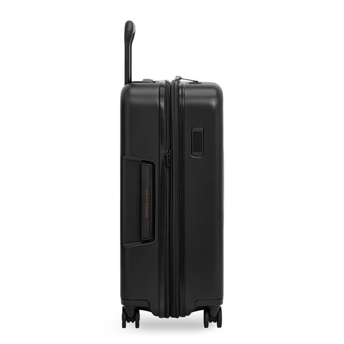 Essential 22“ Hardside Carry-On Expandable Spinner
