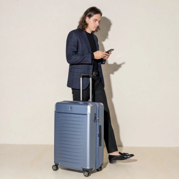 Platinum Elite Large Check-In Hardside Spinner
