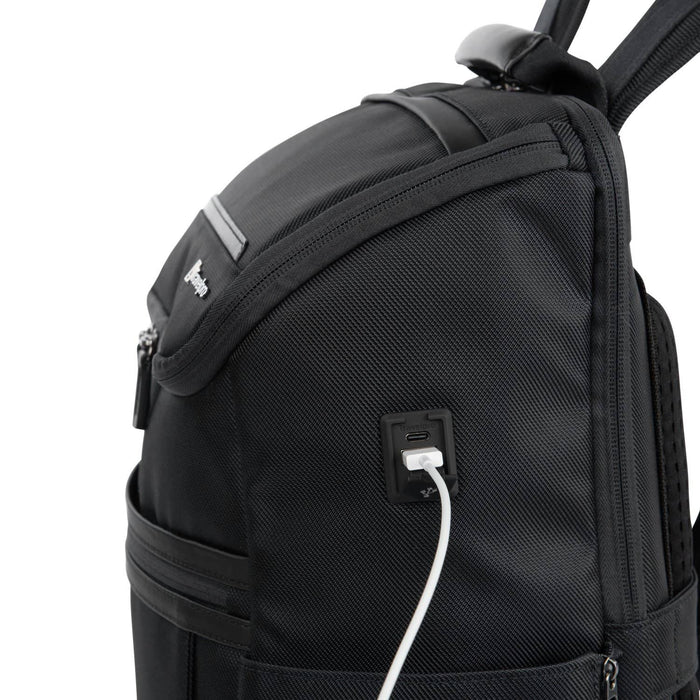 Crew Executive Choice 3 - Medium Top Load Backpack